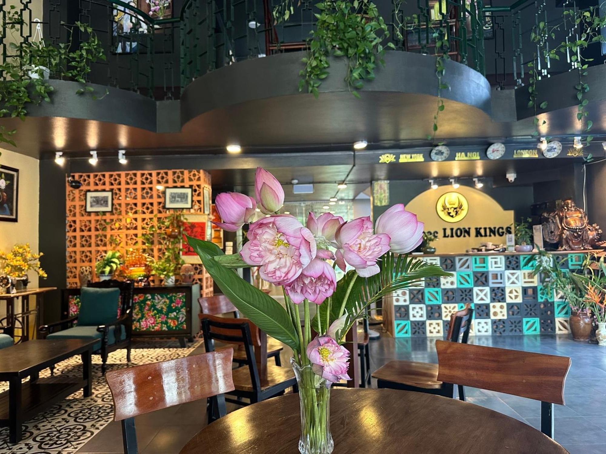 Tam Coc Lion Kings Hotel & Resort Νιν Μπιν Εξωτερικό φωτογραφία